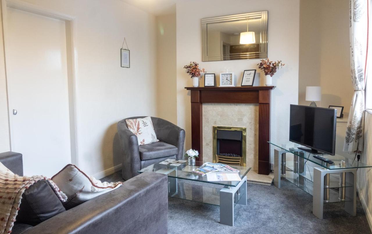 Adrian House, Near Hospital, Easy Parking + Garden Apartment Carlisle  Bagian luar foto