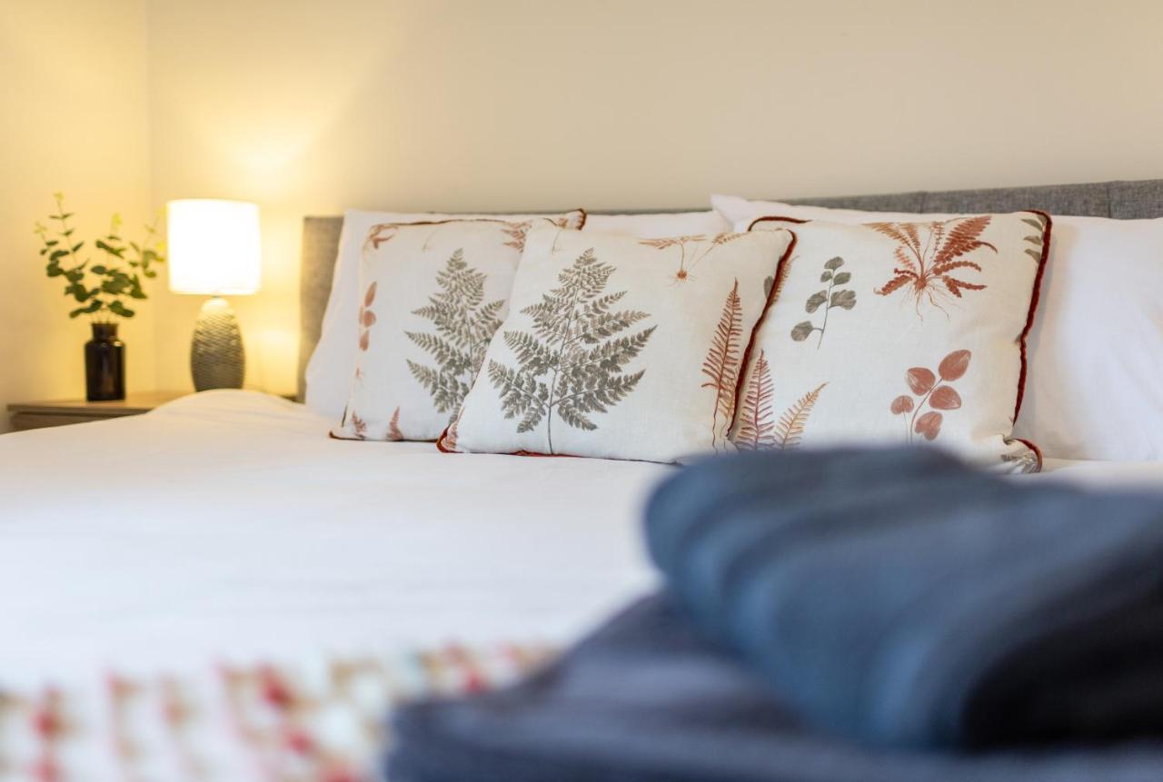 Adrian House, Near Hospital, Easy Parking + Garden Apartment Carlisle  Bagian luar foto
